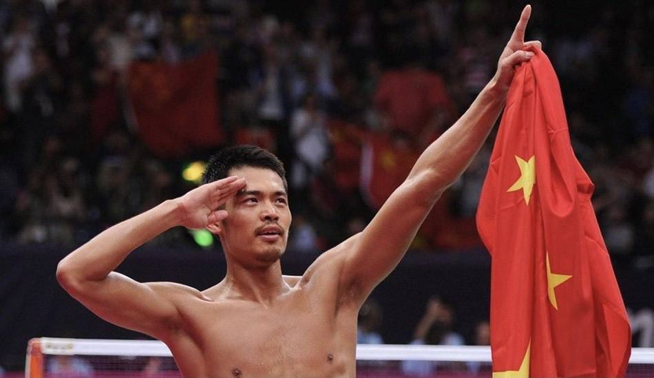 两个老男人玩我一晚好爽